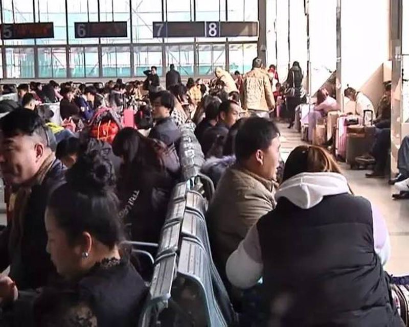 人流最佳时间：避开高峰享受购物乐趣